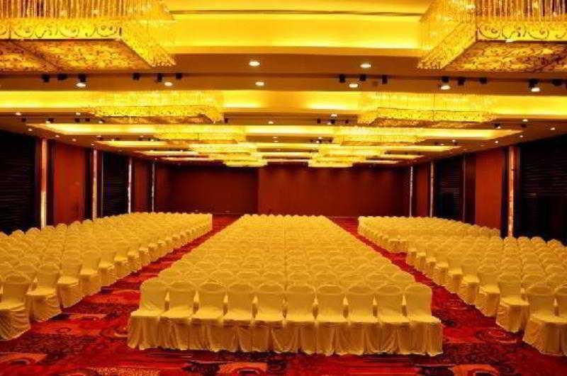 Manasarovar - The Fern Hyderabad Exterior foto